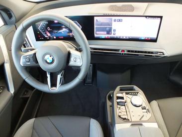 BMW IX XDrive45 — photo 24