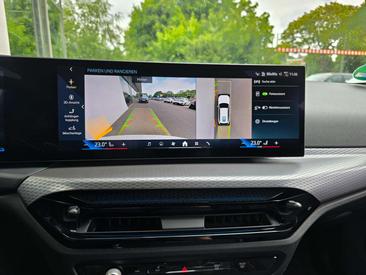 BMW Série 3 Touring 330e — photo 11