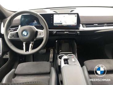 BMW IX2 M Sport 30 — photo 6