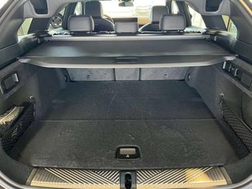 BMW Série 5 Touring 520d XDrive — photo 10