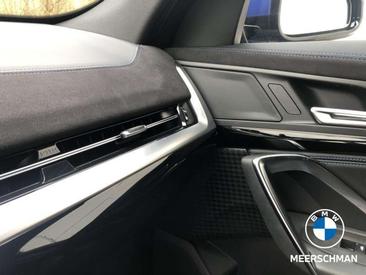 BMW IX2 M Sport 30 — photo 25