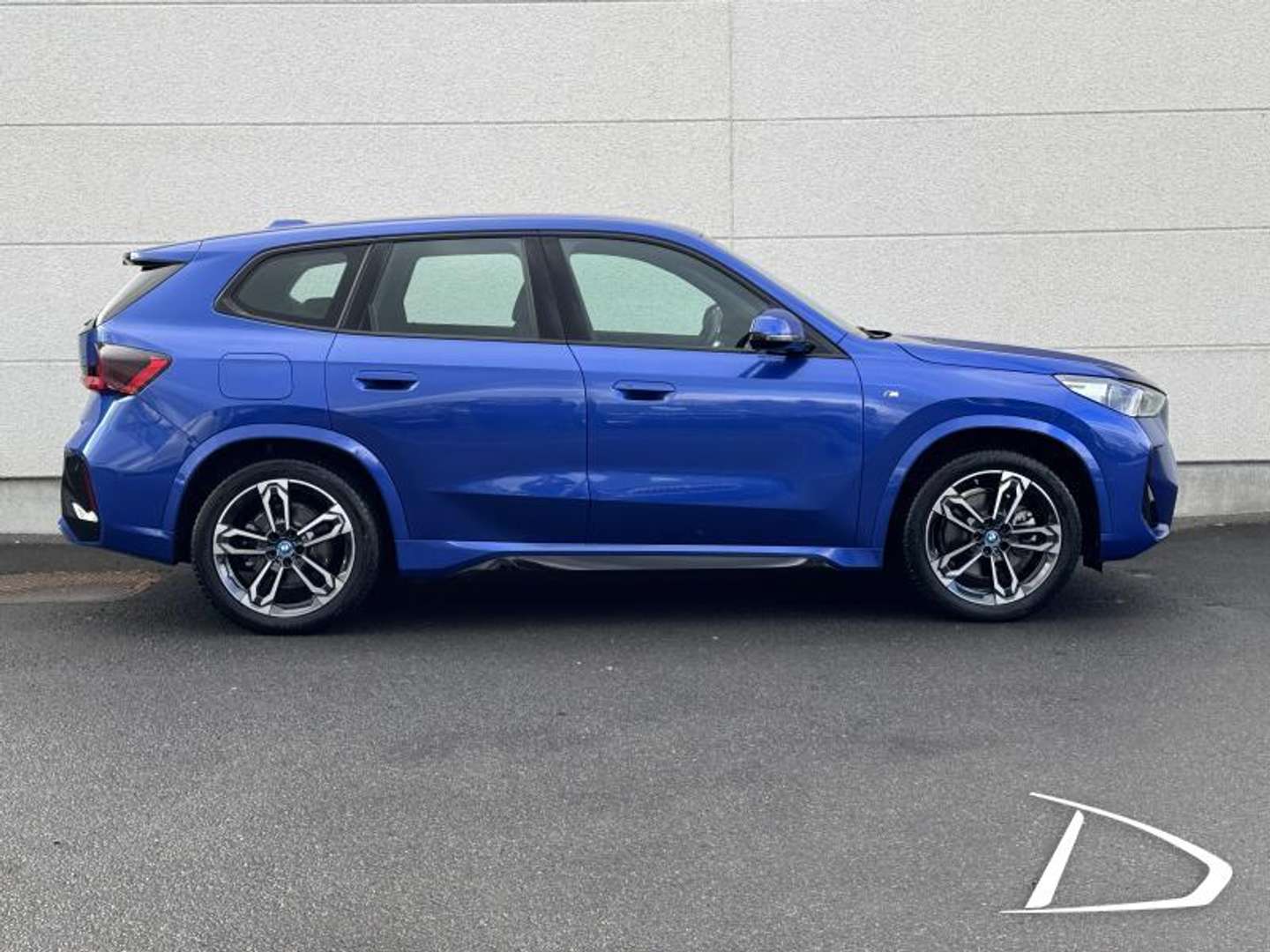BMW IX1 M Électrique - 2023 - Joinsteer - #4