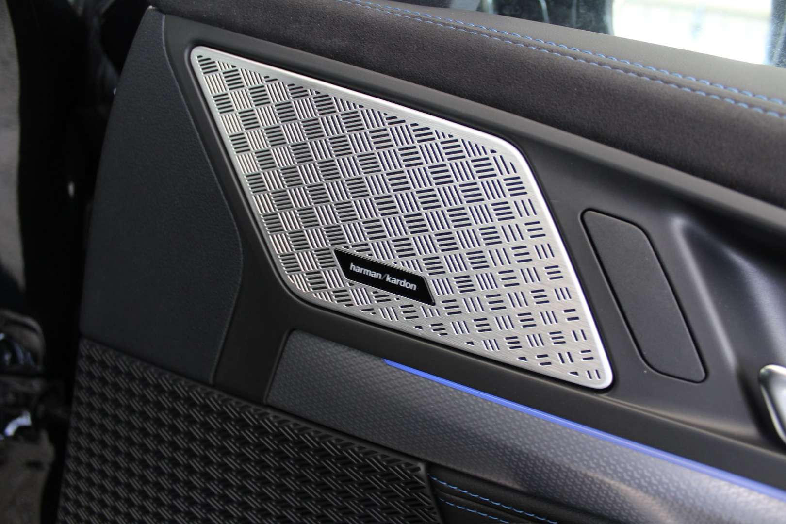 BMW IX2 XDrive30 - 2024 - Joinsteer - #24