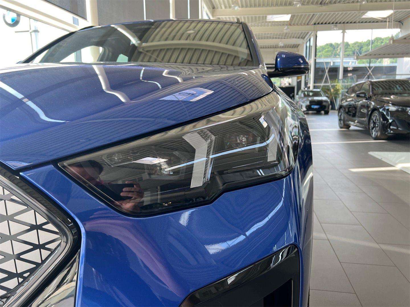 BMW IX2 M Sport EDrive20 - 2025 - Joinsteer - #3