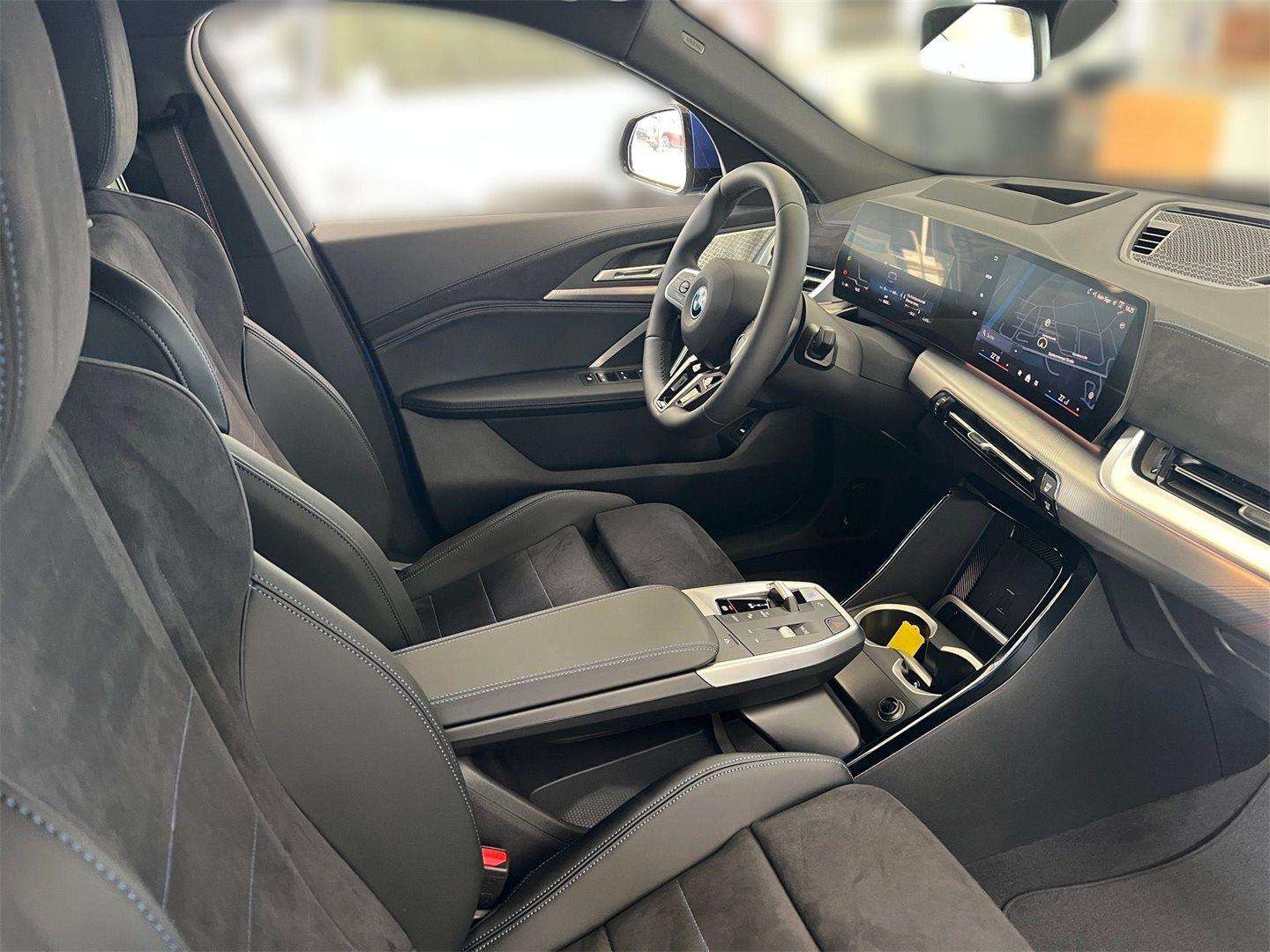 BMW IX2 M Sport EDrive20 - 2025 - Joinsteer - #14