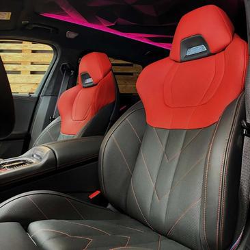 BMW XM RED LABEL — photo 9