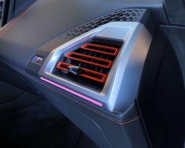 BMW XM RED LABEL — photo 19