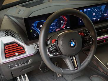 BMW XM RED LABEL — photo 22