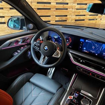 BMW XM RED LABEL — photo 28