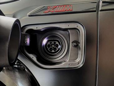 BMW XM RED LABEL — photo 31