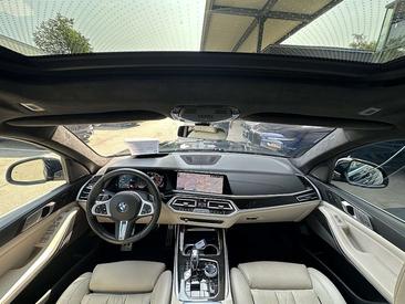 BMW X7 M50i — photo 36
