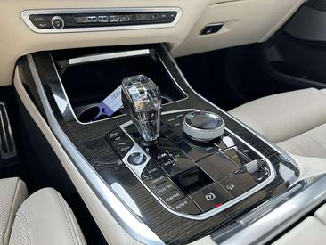 BMW X7 M50i — photo 45