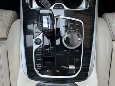BMW X7 M50i — photo 46