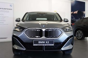 BMW IX2 EDrive20 — photo 2