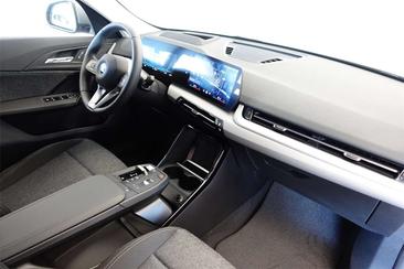 BMW IX2 EDrive20 — photo 5