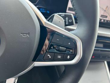 BMW Série 3 330e — photo 18