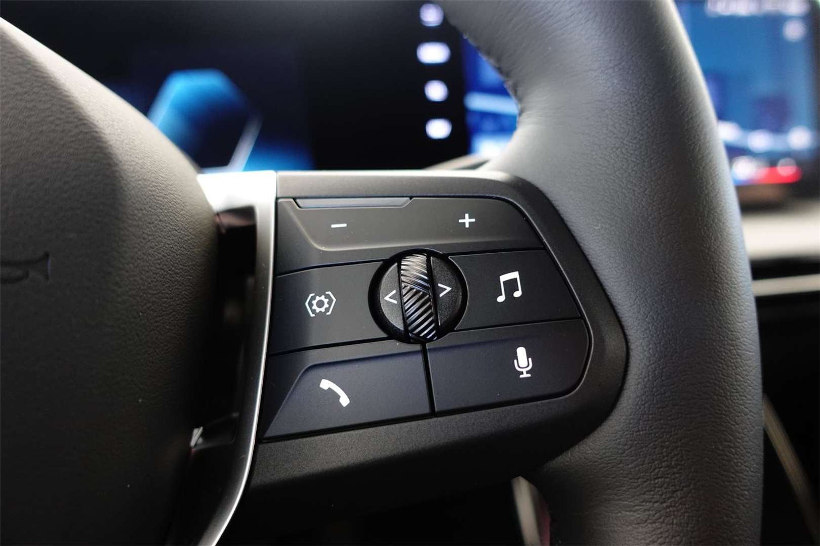 BMW IX2 EDrive20 - 2025 - Joinsteer - #15