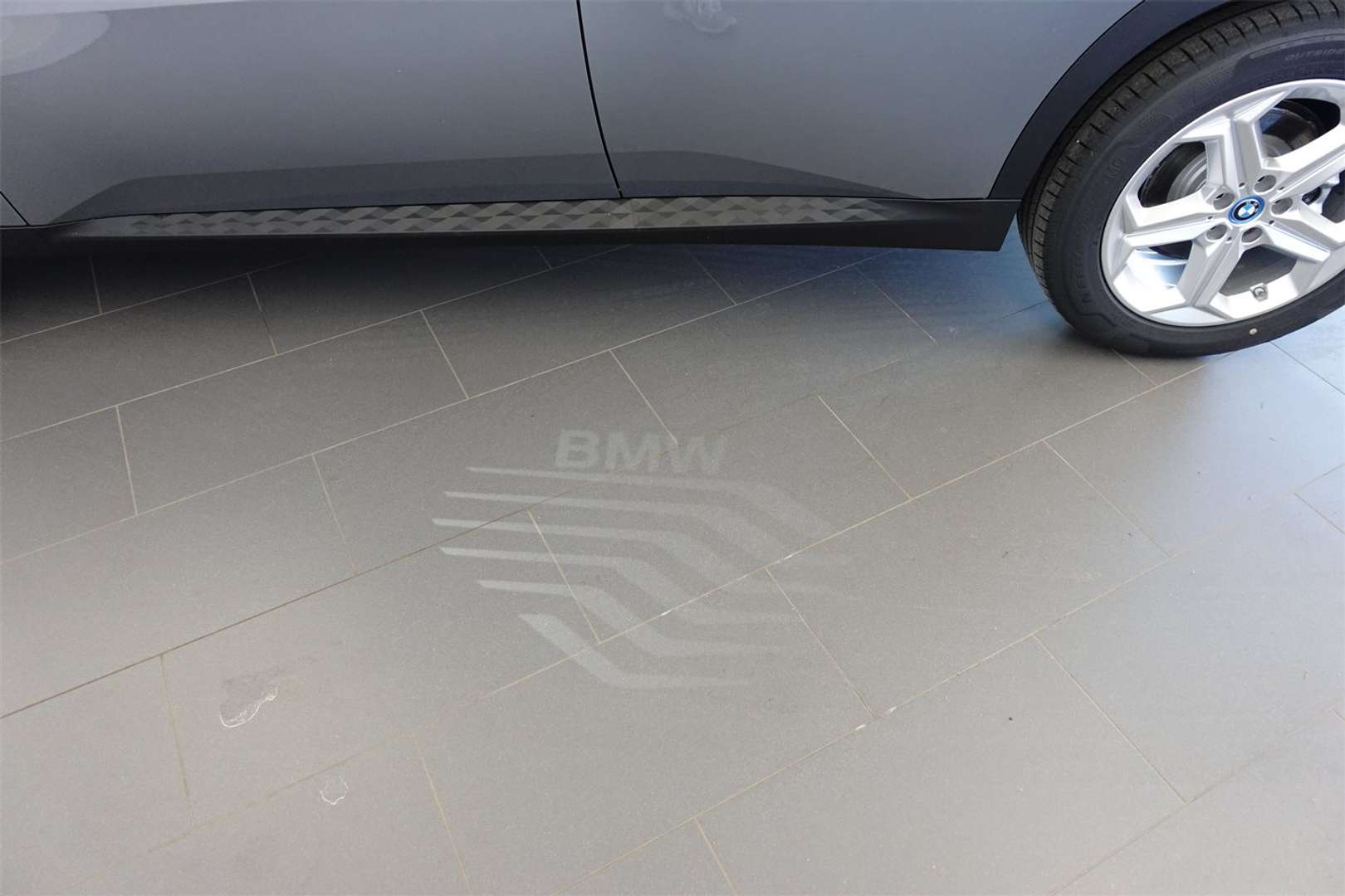 BMW IX2 EDrive20 - 2025 - Joinsteer - #19