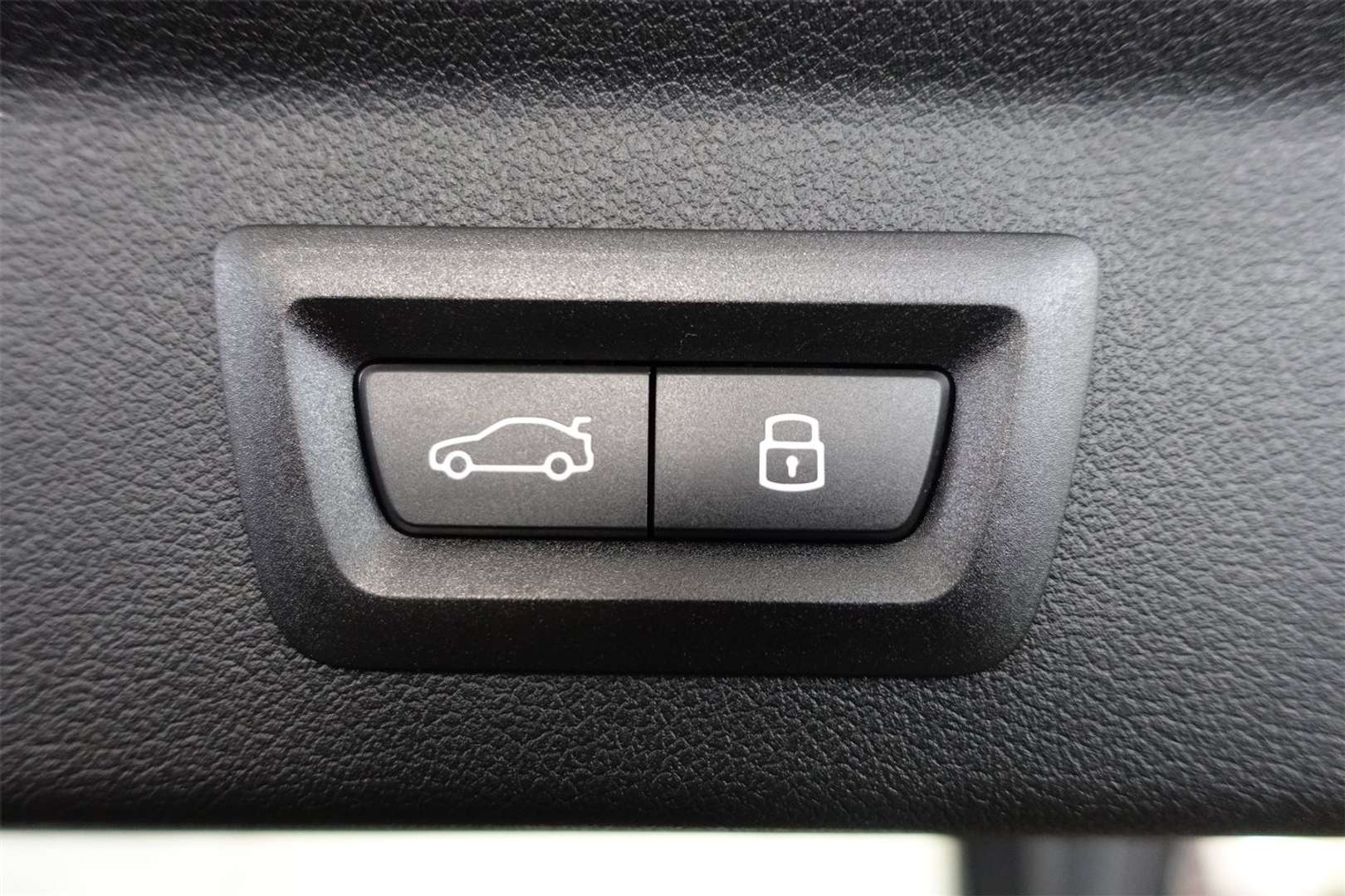 BMW IX2 EDrive20 - 2025 - Joinsteer - #22