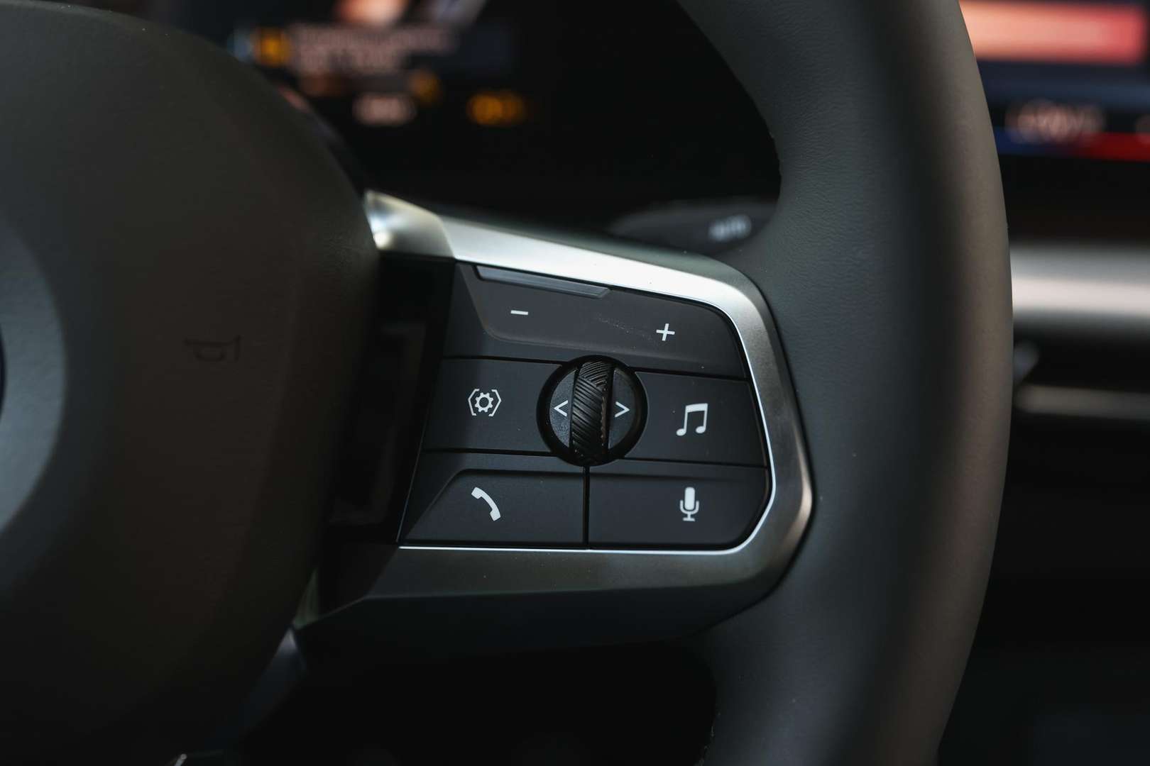 BMW IX2 M Sport EDrive20 - 2025 - Joinsteer - #16