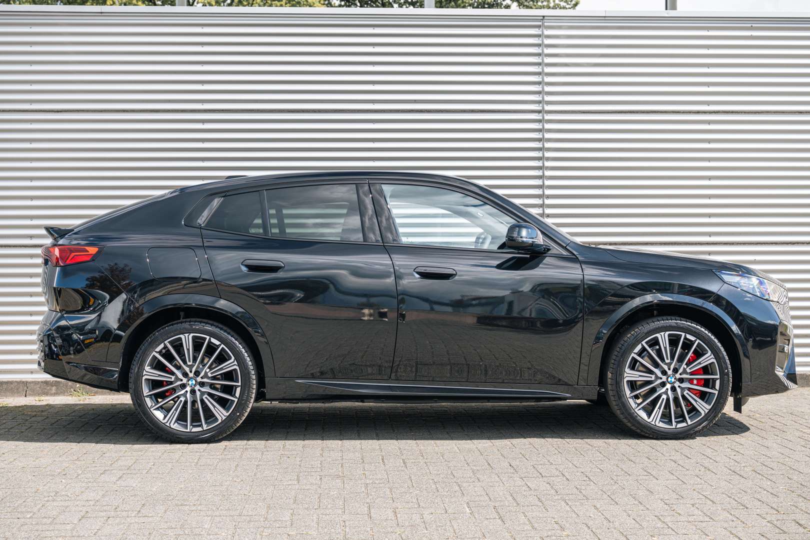 BMW IX2 M Sport EDrive20 - 2025 - Joinsteer - #2