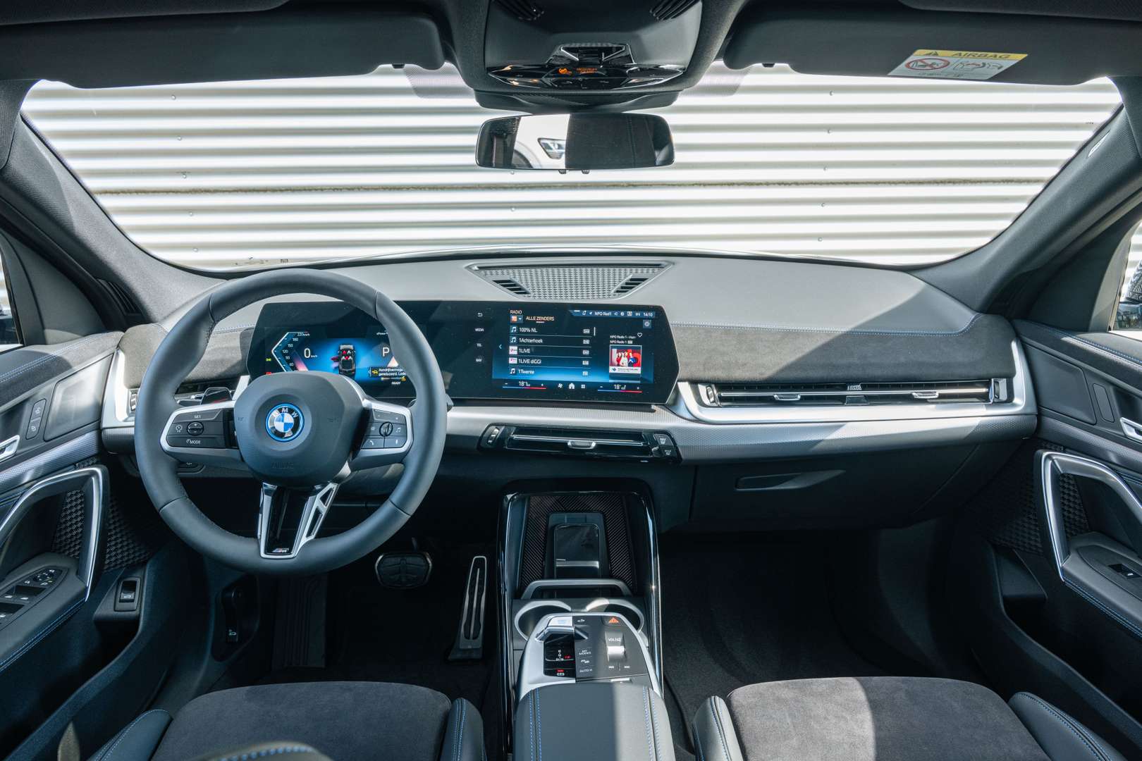 BMW IX2 M Sport EDrive20 - 2025 - Joinsteer - #4