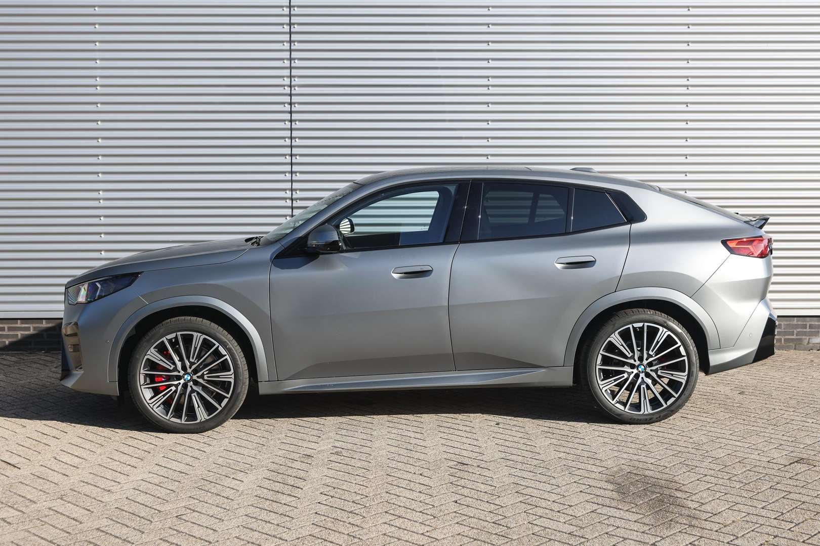 BMW IX2 M Sport EDrive20 - 2025 - Joinsteer - #6