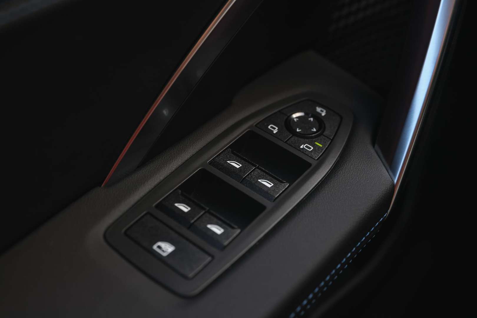 BMW IX2 M Sport EDrive20 - 2025 - Joinsteer - #12