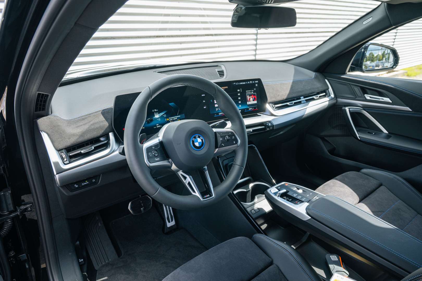 BMW IX2 M Sport EDrive20 - 2025 - Joinsteer - #26