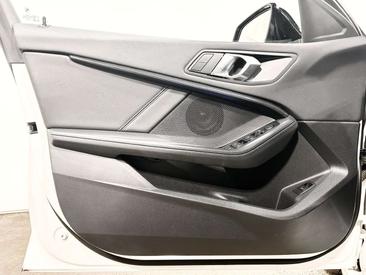 BMW Série 1 118d — photo 4