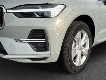 Volvo XC60 B5 Essential — photo 5