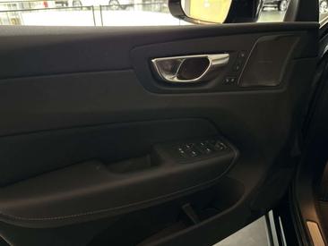 Volvo XC60 B5 Plus — photo 13
