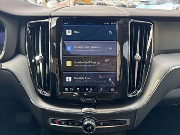 Volvo XC60 B5 Essential — photo 12