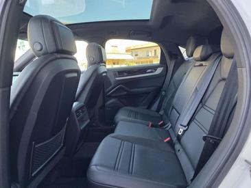 Porsche Cayenne III E-Hybrid Coupé — photo 15