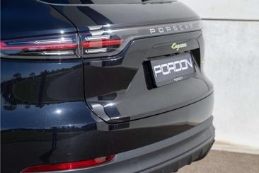 Porsche Cayenne III E-Hybrid Coupé — photo 11