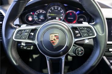 Porsche Cayenne III E-Hybrid Coupé — photo 29