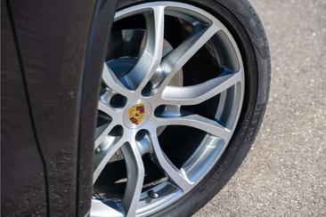 Porsche Cayenne III E-Hybrid Coupé — photo 35