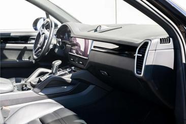 Porsche Cayenne III E-Hybrid Coupé — photo 36
