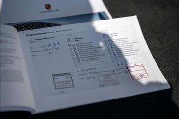 Porsche Cayenne III E-Hybrid Coupé — photo 40