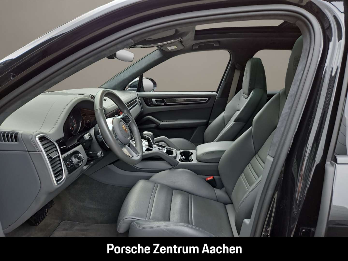 Porsche Cayenne III Platinum Edition Turbo - 2022 - Joinsteer - #11