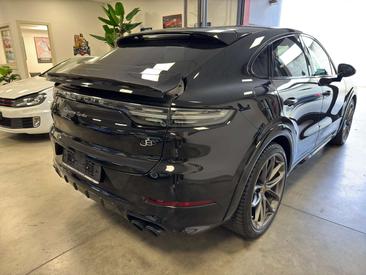 Porsche Cayenne III Turbo Coupé — photo 4