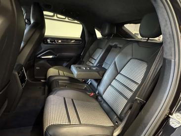 Porsche Cayenne III Turbo Coupé — photo 10