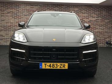 Porsche Cayenne III E-Hybrid Coupé — photo 4