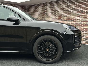 Porsche Cayenne III E-Hybrid Coupé — photo 7