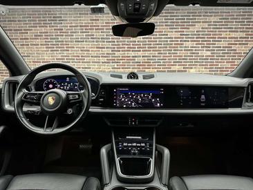 Porsche Cayenne III E-Hybrid Coupé — photo 10
