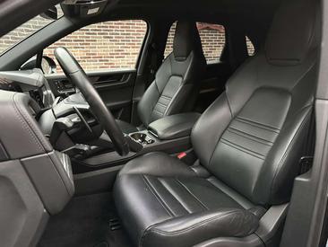 Porsche Cayenne III E-Hybrid Coupé — photo 13