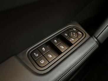 Porsche Cayenne III E-Hybrid Coupé — photo 23