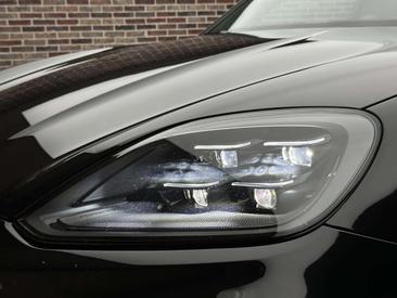 Porsche Cayenne III E-Hybrid Coupé — photo 34