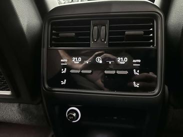 Porsche Cayenne III E-Hybrid Coupé — photo 41