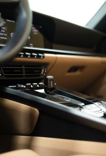 Porsche 992 I Carrera 4S Cabriolet — photo 14